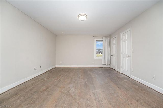 160 N Peace Haven Road, Winston-salem, NC 27104