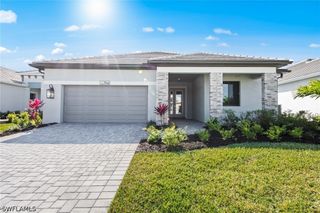 4671 SkySail DR, Naples, FL 34120