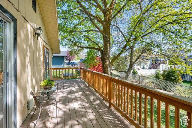 2325 W 5650 S, Roy, UT 84067