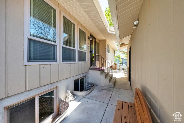2325 W 5650 S, Roy, UT 84067