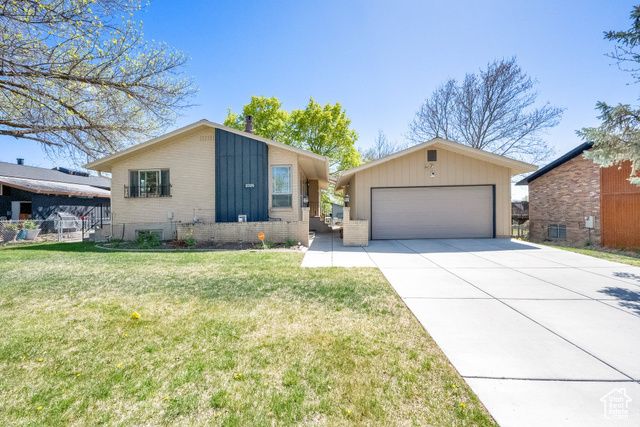 2325 W 5650 S, Roy, UT 84067