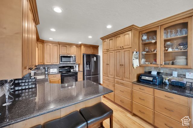 2325 W 5650 S, Roy, UT 84067
