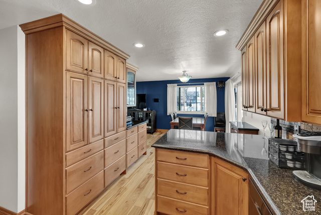 2325 W 5650 S, Roy, UT 84067