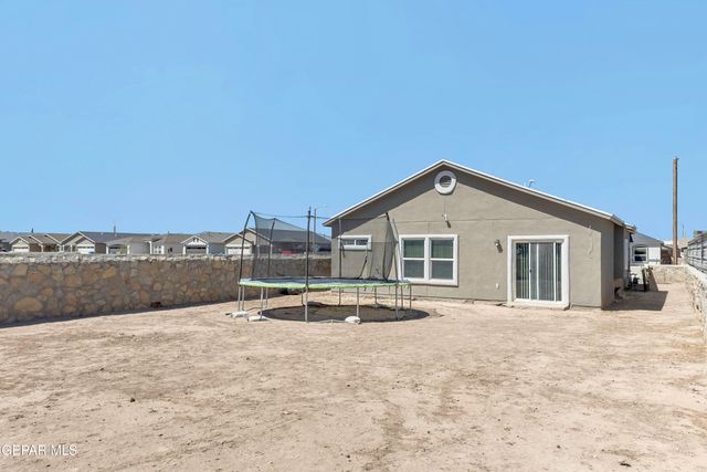 11056 GEM VALLEY Road, Socorro, TX 79927