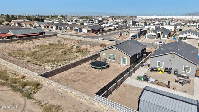 11056 GEM VALLEY Road, Socorro, TX 79927