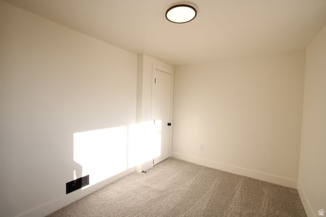5007 S 2675 W, Roy, UT 84067