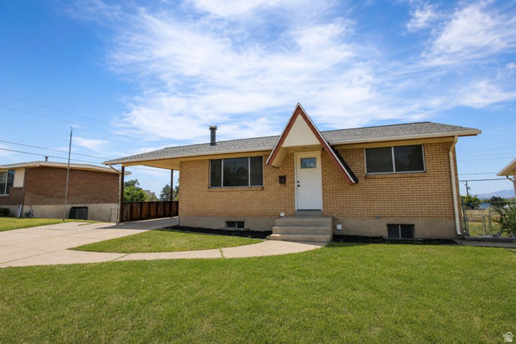 5007 S 2675 W, Roy, UT 84067
