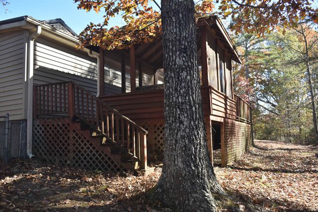 115 FALCON ST, Selmer, TN 38375