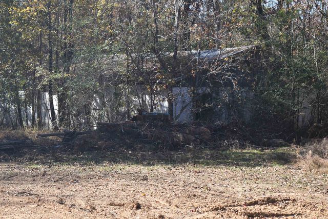 115 FALCON ST, Selmer, TN 38375