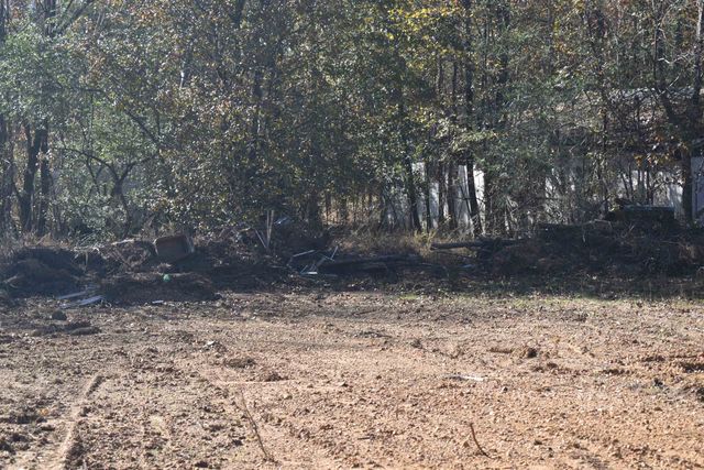 115 FALCON ST, Selmer, TN 38375