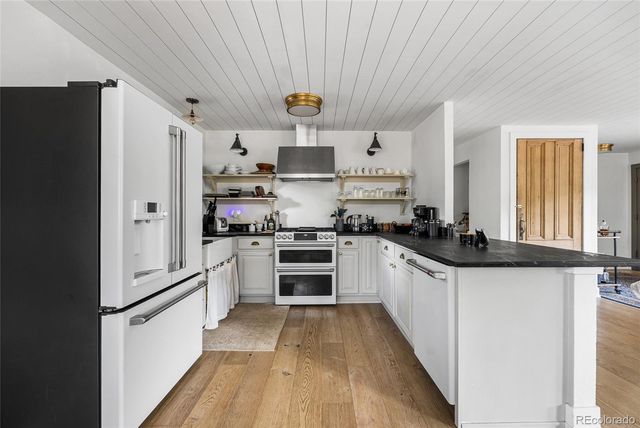 30776 Burland Road, Golden, CO 80403