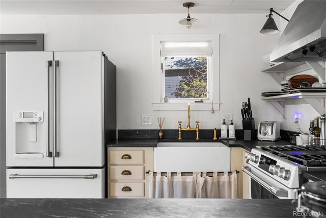 30776 Burland Road, Golden, CO 80403