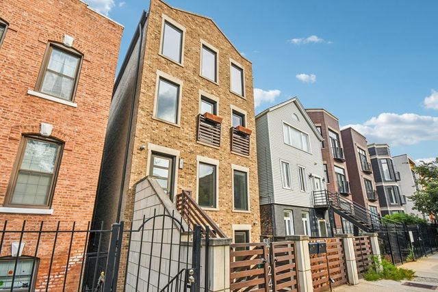 1243 N Cleaver Street 1, Chicago, IL 60642