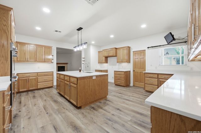 5621 Ranch Road 32, Blanco, TX 78606
