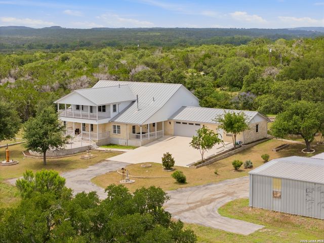 5621 Ranch Road 32, Blanco, TX 78606