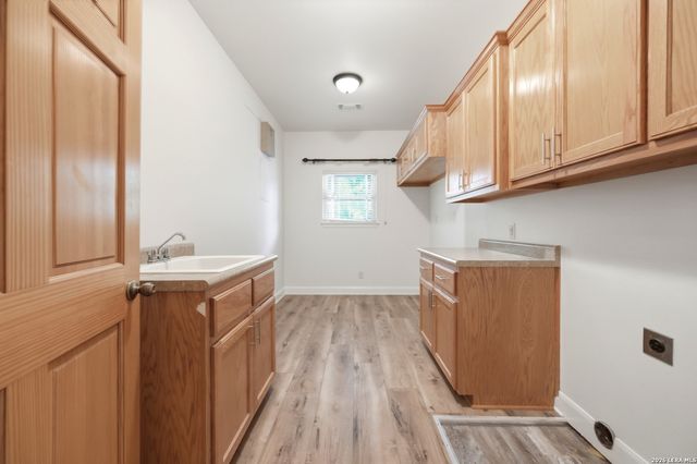 5621 Ranch Road 32, Blanco, TX 78606