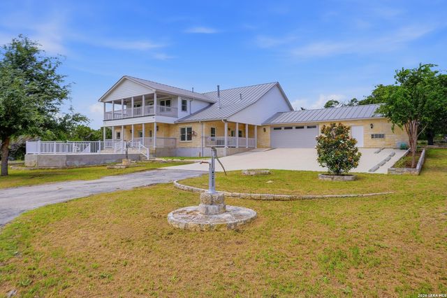 5621 Ranch Road 32, Blanco, TX 78606