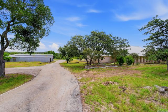 5621 Ranch Road 32, Blanco, TX 78606