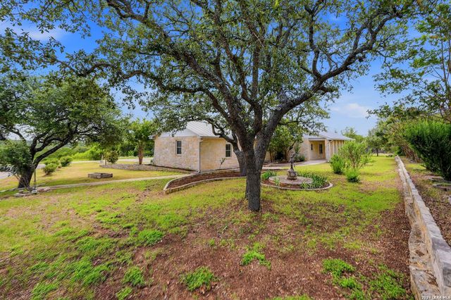 5621 Ranch Road 32, Blanco, TX 78606