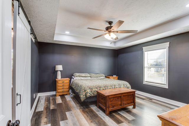 1390 W Lane St, Shelbyville, TN 37160