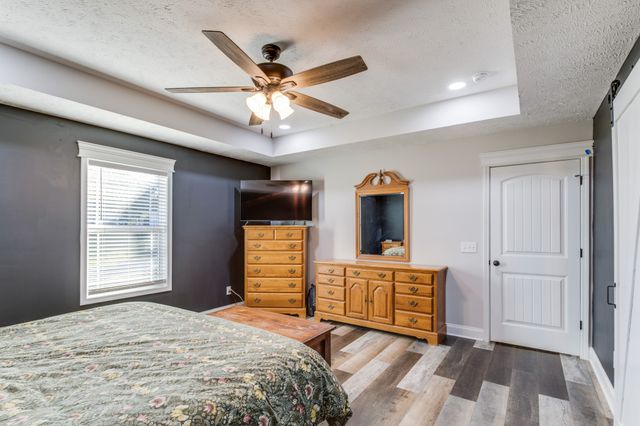 1390 W Lane St, Shelbyville, TN 37160