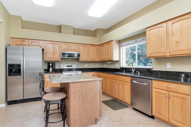 18511 BITTERN AVENUE, Lutz, FL 33558