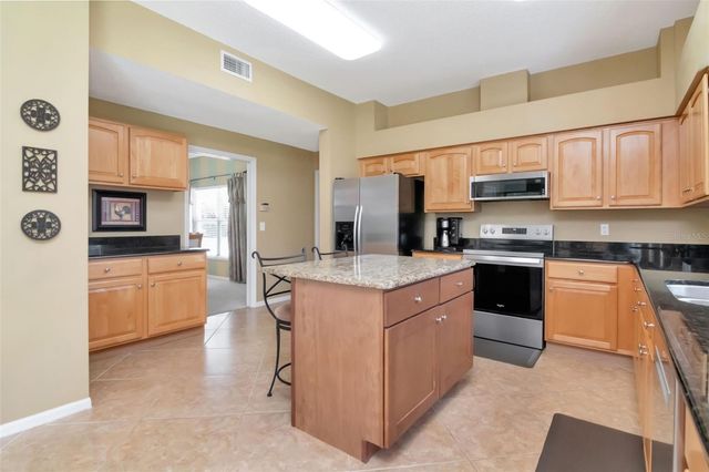 18511 BITTERN AVENUE, Lutz, FL 33558