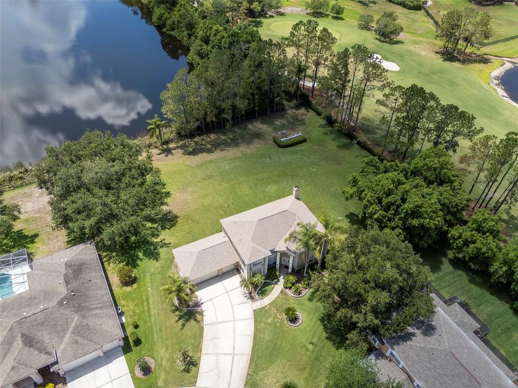 18511 BITTERN AVENUE, Lutz, FL 33558