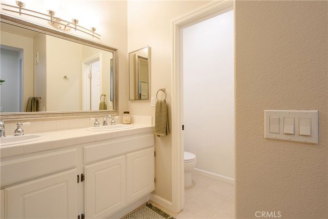 14 Bayley, Ladera Ranch, CA 92694