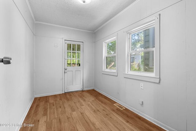 3409 Del Park Terrace, Louisville, KY 40211