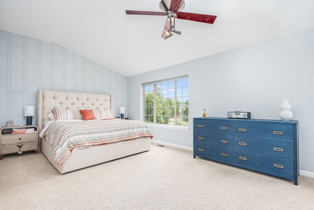 2768 Blakely Lane 2768, Naperville, IL 60540
