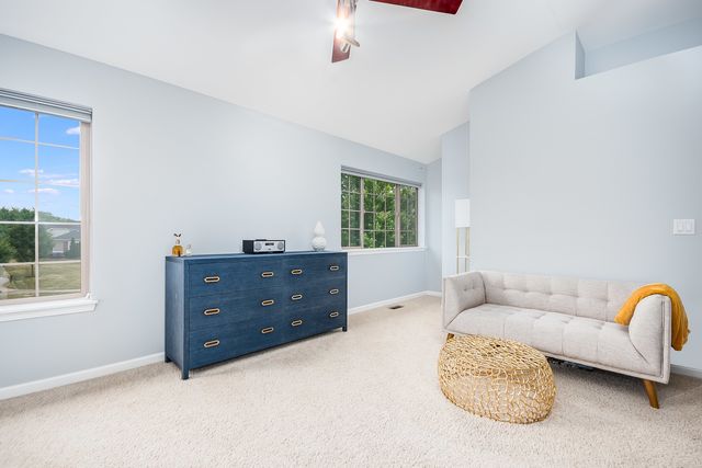 2768 Blakely Lane 2768, Naperville, IL 60540