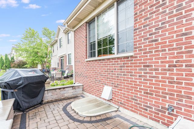 2768 Blakely Lane 2768, Naperville, IL 60540