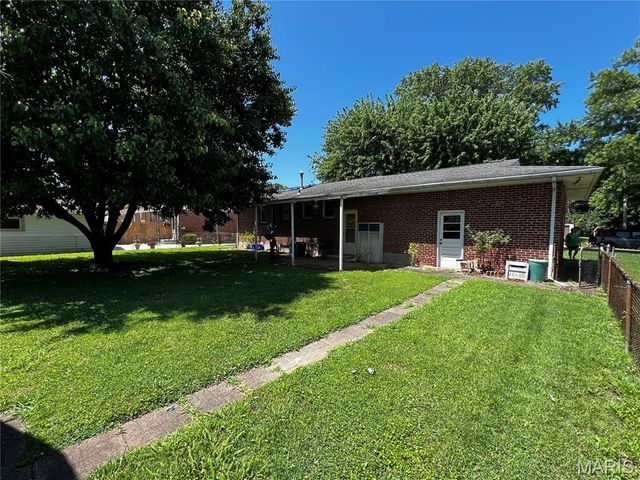 3148 Davis Avenue, Granite City, IL 62040