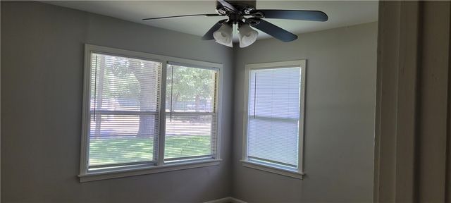 415 Sulphur Springs Road, Bryan, TX 77801