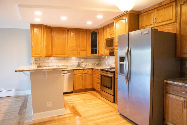 16 E Old Willow Road 206-S, Prospect Heights, IL 60070