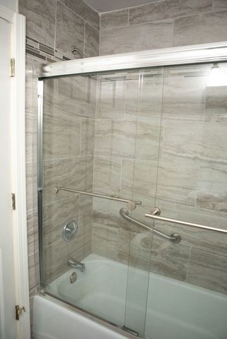 16 E Old Willow Road 206-S, Prospect Heights, IL 60070