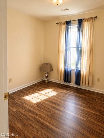 3146 Meadowwood Street NW, Massillon, OH 44646