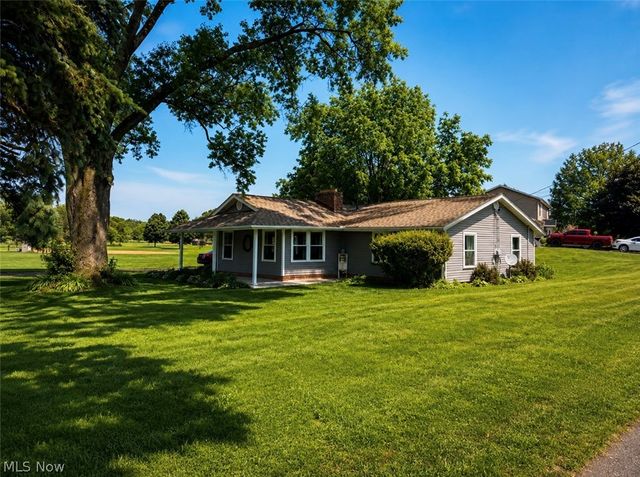 3146 Meadowwood Street NW, Massillon, OH 44646