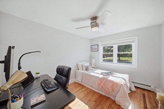106 Harwood Ave, Littleton, MA 01460