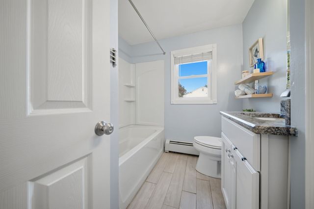 106 Harwood Ave, Littleton, MA 01460