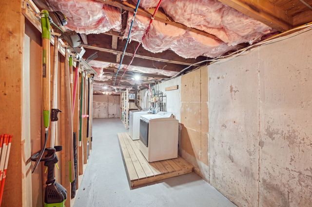 106 Harwood Ave, Littleton, MA 01460
