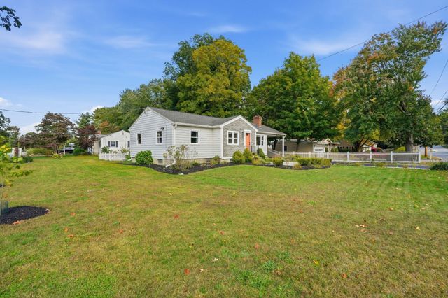 106 Harwood Ave, Littleton, MA 01460