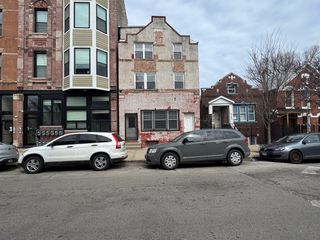 2152 W 21st Street, Chicago, IL 60608