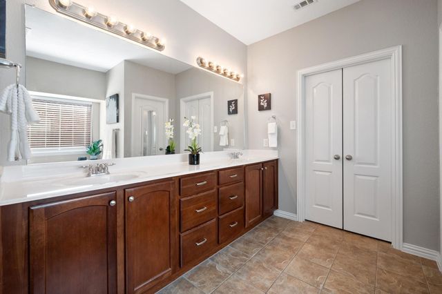 4329 Thorp Lane, Fort Worth, TX 76244