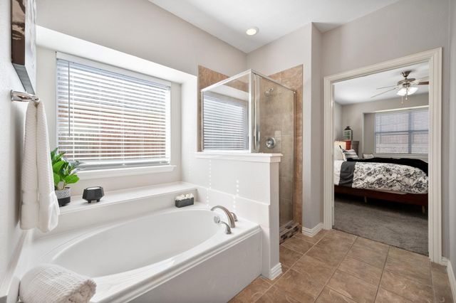 4329 Thorp Lane, Fort Worth, TX 76244