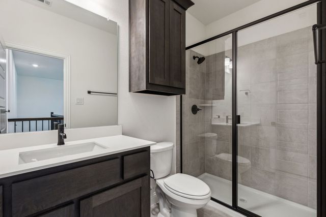 301 Hollingsworth Lane, Glenn Heights, TX 75154