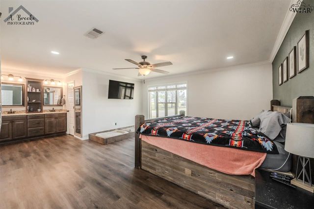 9419 S CR 95, Vernon, TX 76384