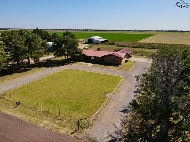 9419 S CR 95, Vernon, TX 76384