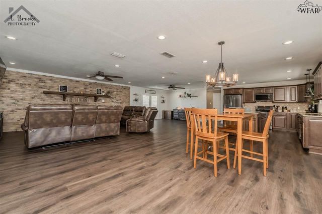 9419 S CR 95, Vernon, TX 76384